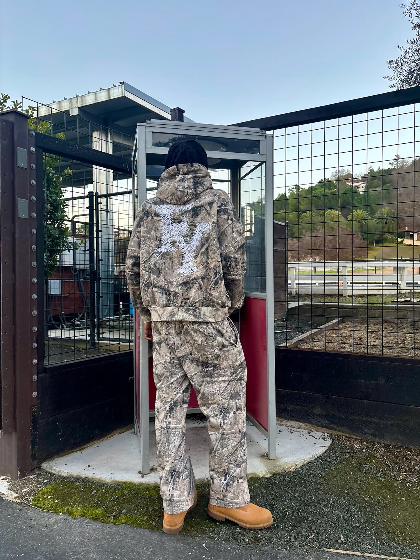 FY BIRD HOODIE REAL TREE