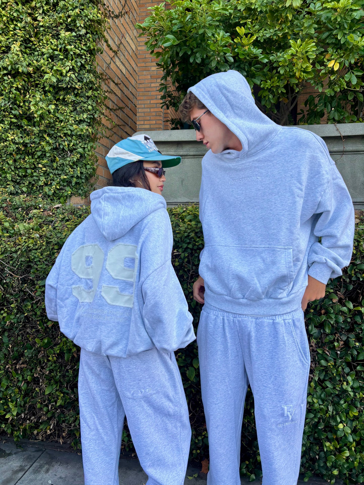 99 HOODIE GREY WHITE