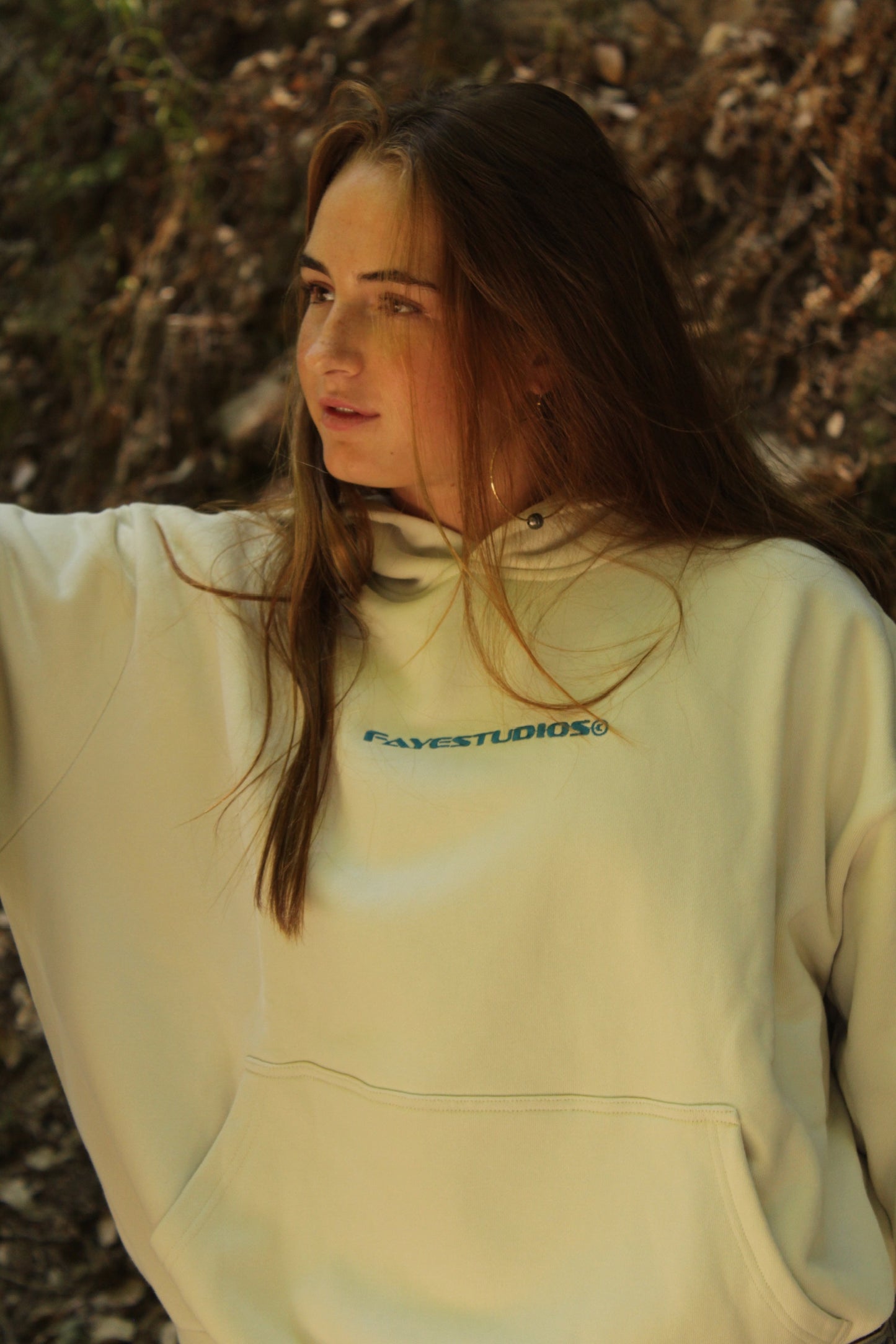 FY BIRD HOODIE CREAM BLUE